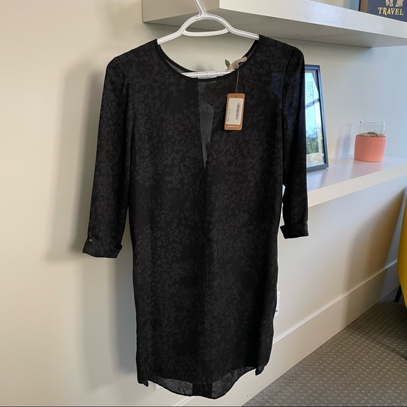 Black Shift Dress - Picture 5 of 7